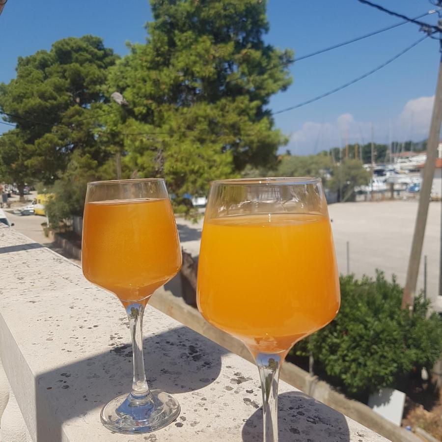 شقة Jardin Kapetanova Kuca Veli Iž المظهر الخارجي الصورة